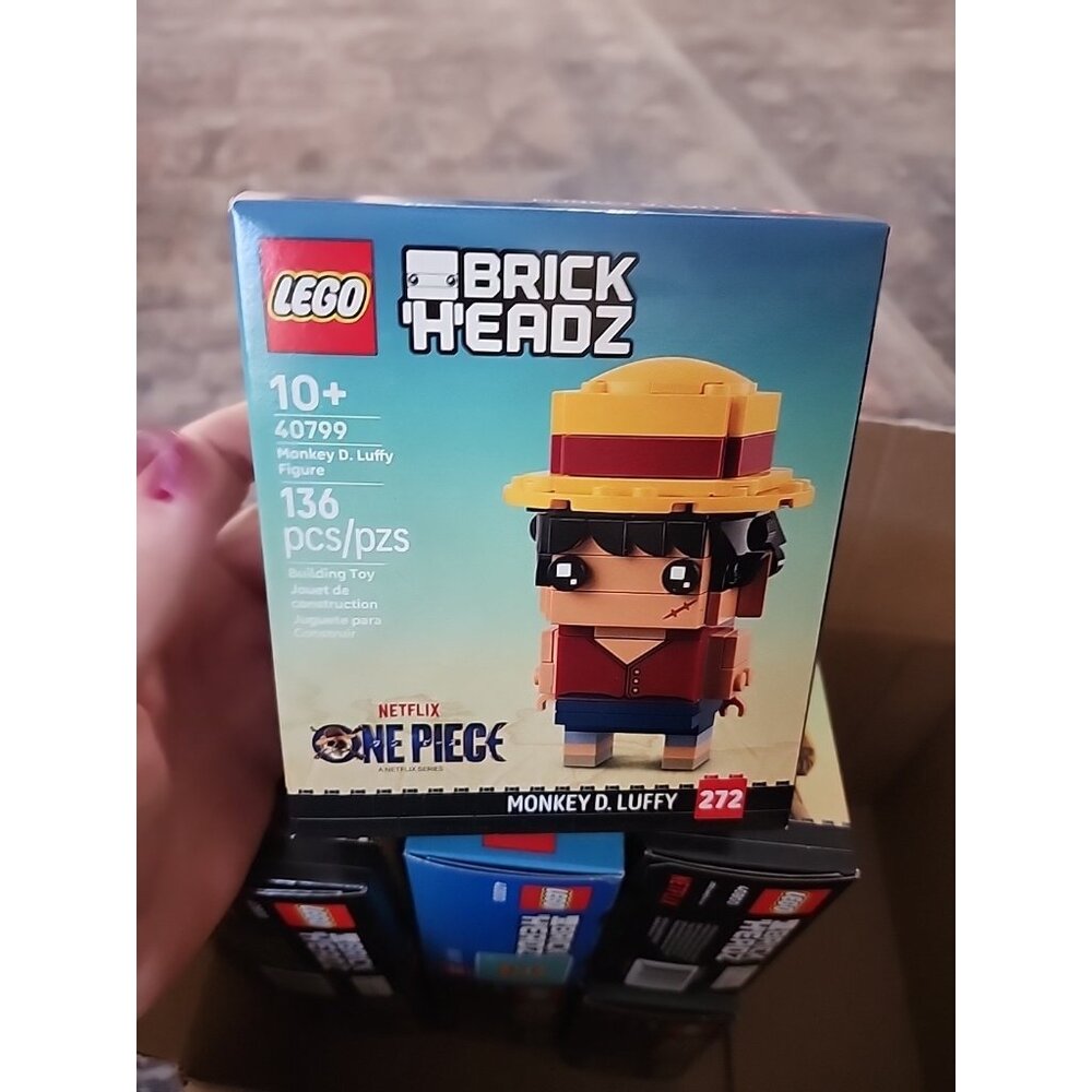 LEGO #40799 Brickheadz One Piece Monkey D. Luffy Figure New